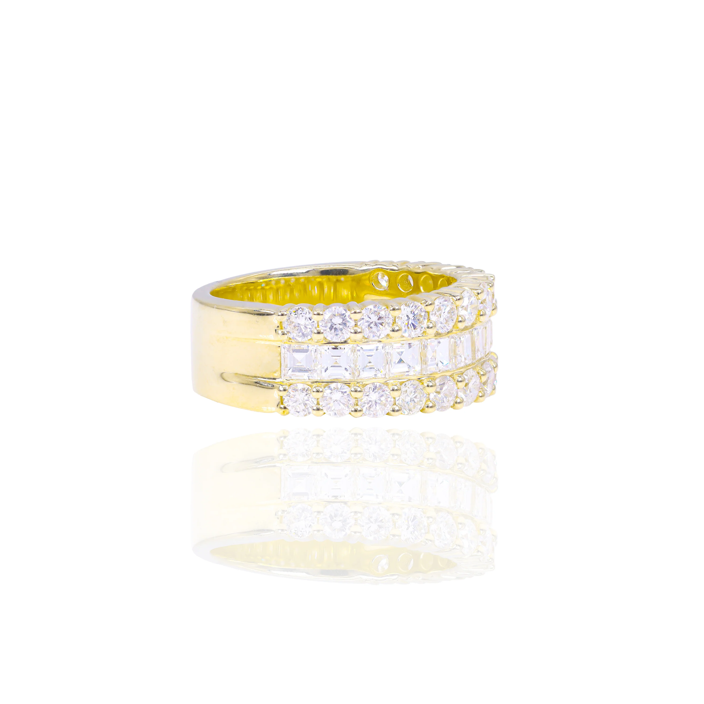 14k 3 Row Carre Cut Center Diamond Band