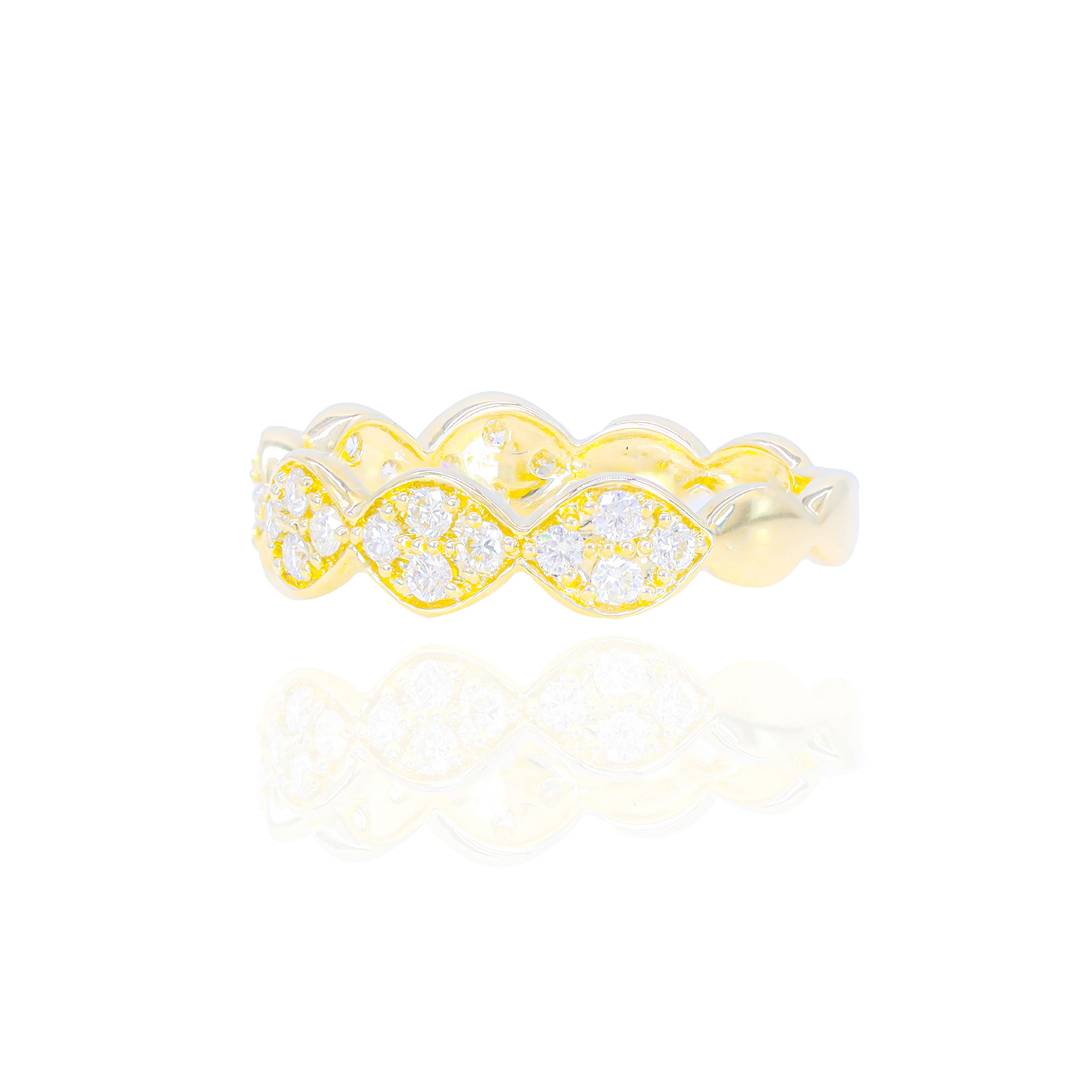 14k Yellow Gold Wavy Diamond Ring